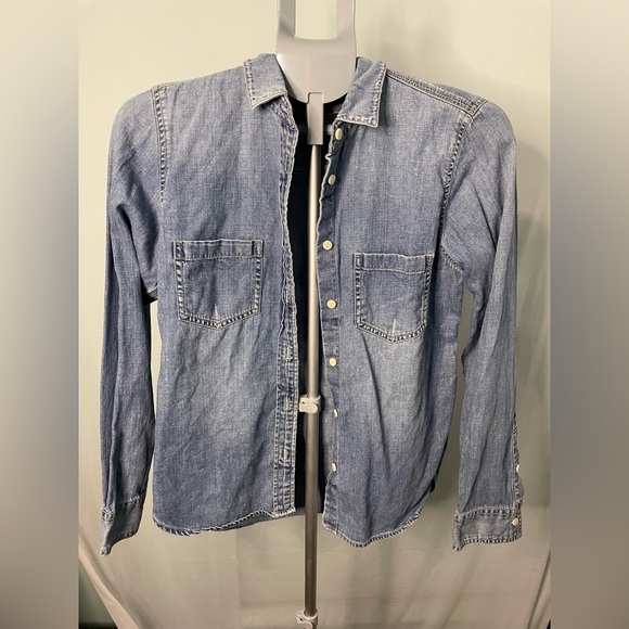 J. Crew Tops - J.Crew Everyday Chambray Long Sleeve, Button Down Shirt. 6